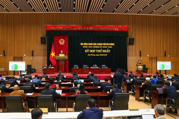 Hải Phòng tiếp tục đoàn kết một lòng, quyết tâm cao, nỗ lực lớn, hành động quyết liệt có trọng tâm, trọng điểm