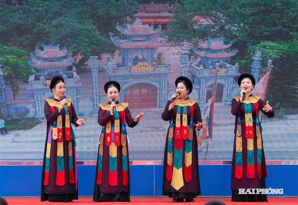 Từ nghệ thuật đường phố lễ hội Hải Phòng đến giao lưu quốc tế