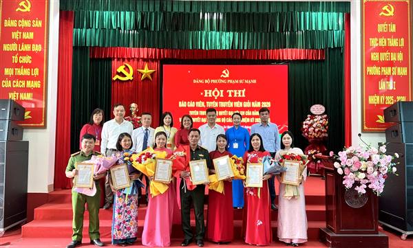 Sôi nổi Hội thi báo cáo viên, tuyên truyền viên giỏi phường Phạm Sư Mạnh năm 2026