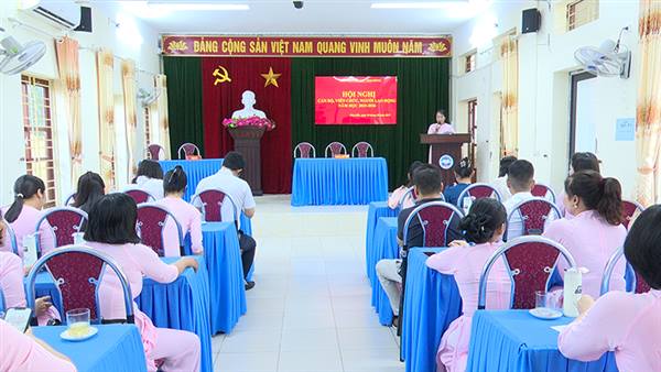 Trường Tiểu học Kim Đồng tổ chức hội nghị Cán bộ, Viên chức – Người lao động năm học 2025–2026