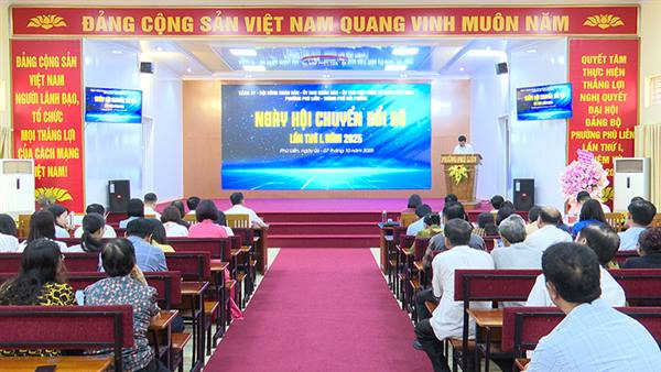 Trao giải cuộc thi “Bình dân học vụ trong kỷ nguyên số”, hội thi “Cán bộ tổ dân phố thời đại số”, phát động cuộc thi trực tuyến Tìm hiểu về Chuyển đổi số phường Phù Liễn