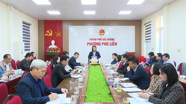 Đảng ủy phường đánh giá kết quả lãnh đạo, chỉ đạo thực hiện nhiệm vụ tháng 1; xác định giải pháp, nhiệm vụ trọng tâm tháng 12 năm 2025