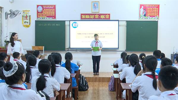 Trường THCS Trần Phú tổ chức chuyên đề dạy học phát triển năng lực cho học sinh với sự tham gia của nhiều tổ bộ môn