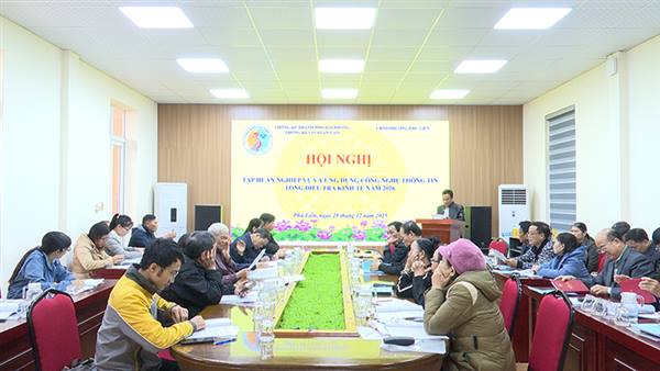 Tập huấn cho điều tra viên, giám sát viên Tổng điều tra Kinh tế năm 2026 trên địa bàn phường Phù Liễn