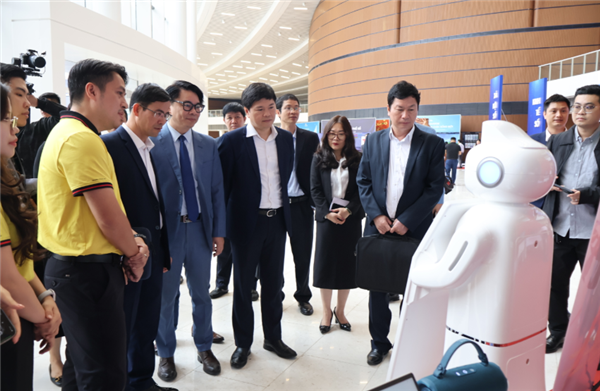 Diễn đàn Chuyển đổi số Hải Phòng - 2025: Kiến tạo thành phố số – Khát vọng kỷ nguyên mới