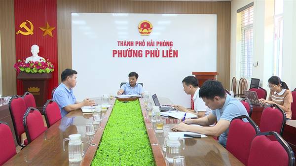 Đôn đốc các nhà thầu đẩy nhanh tiến độ các dự án, phục vụ đời sống dân sinh trên địa bàn phường