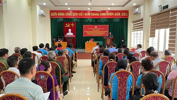 Ban Thường trực Uỷ ban Mặt trận Tổ quốc Việt Nam phối hợp với các tổ chức thành viên tổ chức hội nghị lấy ý kiến góp ý vào dự thảo Văn kiện Đại hội Đảng&nbsp;các cấp