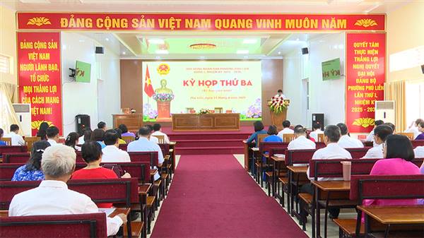 Kỳ họp thứ 3 HĐND phường khoá I, nhiệm kỳ 2021 - 2026 thông qua 6 Nghị quyết quan trọng