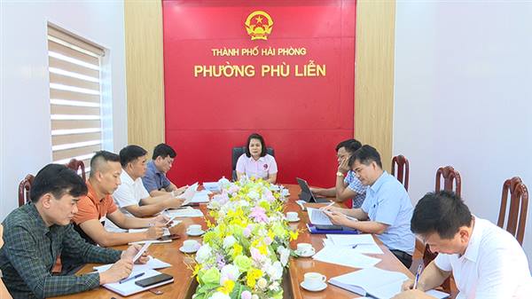 Thường trực Đảng ủy họp với các ngành, đơn vị về tiến độ một số dự án trên địa bàn phường