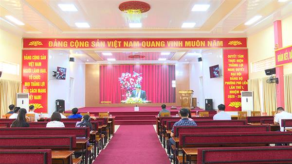 Phường Phù Liễn tham dự lớp bồi dưỡng, cập nhật kiến thức, kỹ năng đối với cán bộ lãnh đạo, quản lý xã, phường, đặc khu
