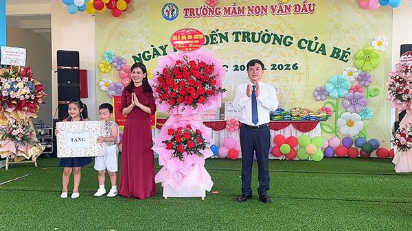 Trường Tiểu học Kim Đồng, trường Mầm non Văn Đẩu khai giảng năm học mới 2025 - 2026