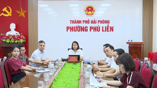 Phường Phù Liễn tham dự hội nghị trực tuyến chuyên đề “Bình dân học vụ số - Quốc hội số: Khung kiến thức, kỹ năng số cho Quốc hội hiện đại”