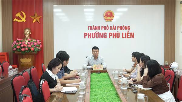 Phường Phù Liễn tham dự hội nghị trực tuyến quán triệt, triển khai thực hiện các văn bản chỉ đạo của Chính Phủ và Thành ủy về bảo đảm an toàn thực phẩm tại các cơ sở giáo dục