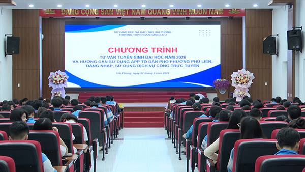 Trường THPT Phan Đăng Lưu tổ chức chương trình tư vấn tuyển sinh đại học năm 2026; hướng dẫn sử dụng ứng dụng quản lý tổ dân phố phường Phù Liễn - eGov Residental Group