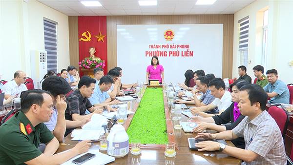 Đảng ủy phường tổ chức hội nghị xét duyệt hệ thống minh chứng phục vụ đánh giá tập thể lãnh đạo, quản lý hàng qúy trong hệ thống chính trị phường