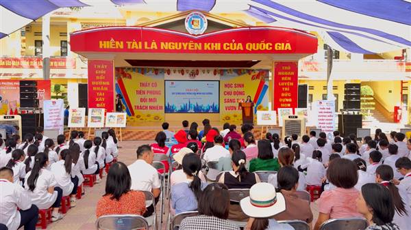 Lan tỏa tinh thần “Thượng tôn pháp luật để xây dựng văn hóa giao thông an toàn” từ Ngày hội “Xây dựng giao thông văn minh học đường” 