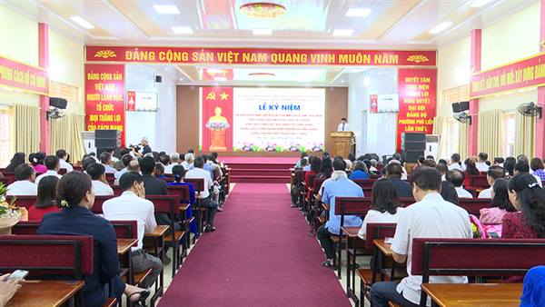 Phường Phù Liễn kỷ niệm 136 năm ngày sinh Chủ tịch Hồ Chí Minh; trao tặng huy hiệu Đảng đợt 19/5/2026; tổng kết công tác xây dựng tổ chức Đảng trong sạch, vững mạnh; khen thưởng tổ chức Đảng, Đảng viên tiêu biểu 5 năm (2021 – 2025)
