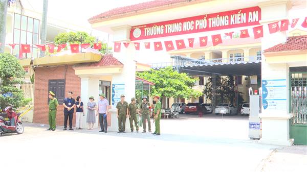Kiểm tra công tác bảo đảm an ninh, an toàn phục vụ Kỳ thi tuyển sinh vào lớp 10 THPT năm học 2026 - 2027