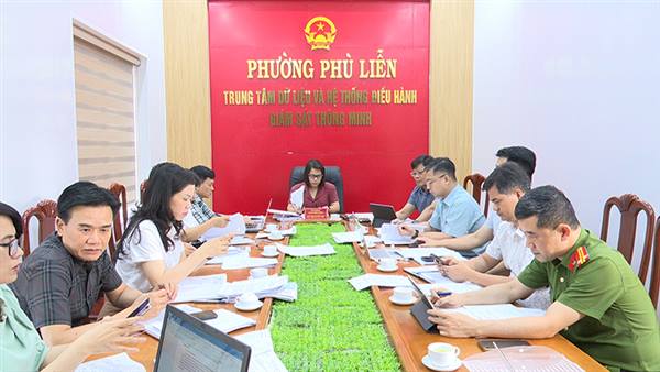 Ban Thường vụ Đảng ủy phường họp nghe báo cáo, cho ý kiến về một số nội dung quan trọng