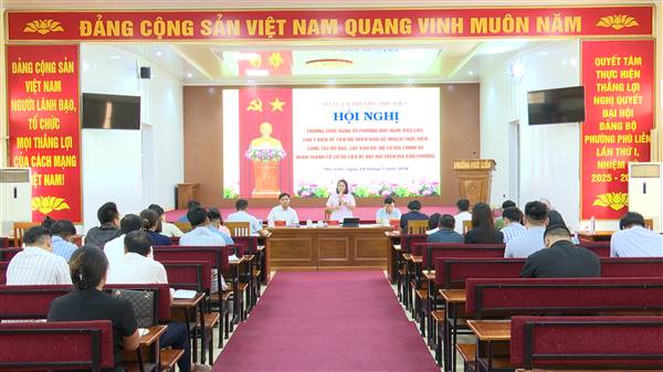 Phối hợp chặt chẽ, triển khai khoa học, bảo đảm tiến độ, chất lượng công tác đo đạc, lập bản đồ, hồ sơ địa chính và hoàn thành cơ sở dữ liệu về đất đai trên địa bàn phường Phù Liễn
