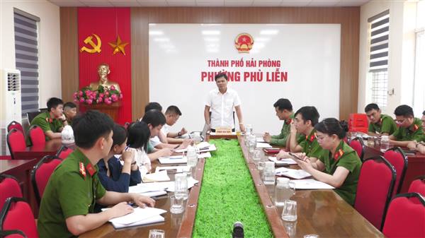 Phường Phù Liễn kiện toàn lực lượng bảo vệ an ninh, trật tự ở cơ sở và lực lượng dân phòng