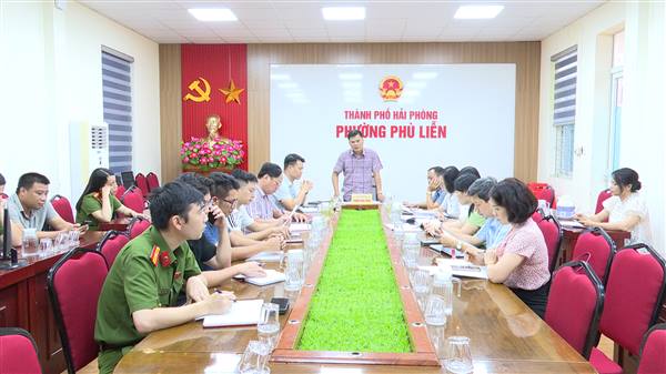 Phù Liễn tăng tốc làm sạch, làm giàu, chuẩn hóa dữ liệu chuyên ngành y tế và tạo lập, cập nhật Sổ sức khỏe điện tử trên ứng dụng VNeID