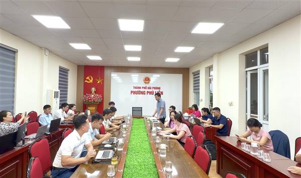 Phường Phù Liễn tập huấn ứng dụng trí tuệ nhân tạo trong thực hiện nhiệm vụ tại cơ quan hành chính nhà nước