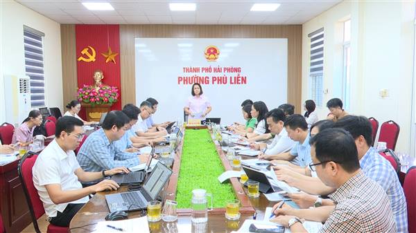 Ban Thường vụ Đảng ủy phường cho ý kiến vào dự thảo báo cáo kết quả lãnh đạo, chỉ đạo thực hiện nhiệm vụ 9 tháng; phương hướng, nhiệm vụ trọng tâm 3 tháng cuối năm 2026