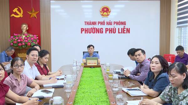 Phường Phù Liễn tham gia hội nghị toàn quốc tập huấn và cử đầu mối triển khai thủ tục hành chính của Đảng trên môi trường điện tử giai đoạn 2