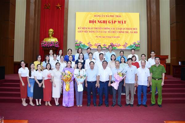 Xã Phú Thái tổ chức hội nghị gặp mặt kỷ niệm Ngày truyền thống các cơ quan tham mưu giúp việc Đảng ủy và các tổ chức chính trị - xã hội