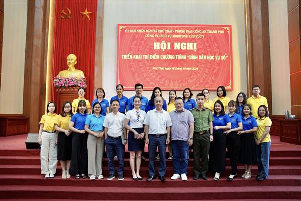 Xã Phú Thái tổ chức thí điểm chương trình Bình dân học vụ số.