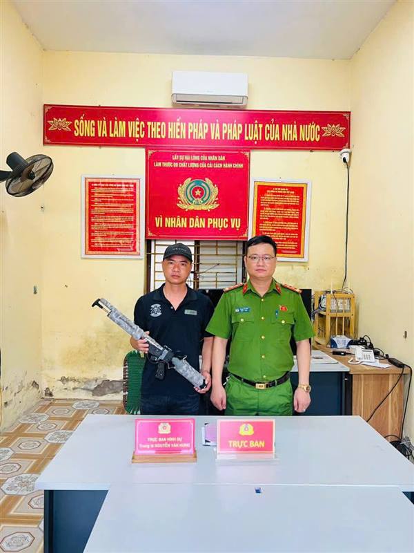 Hãy tự nguyện giao nộp vũ khí - Vì an toàn gia đình và cộng đồng