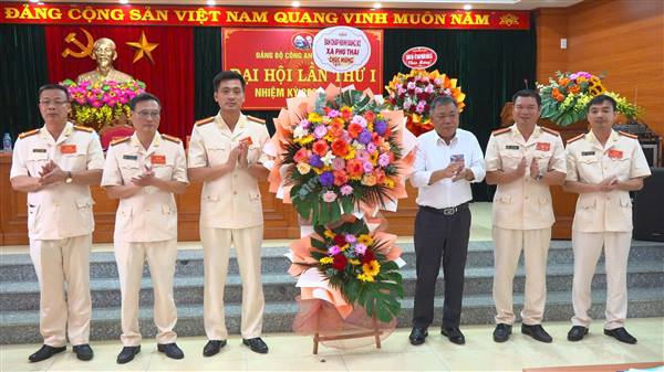 Đại hội đảng bộ công an xã Phú Thái lần thứ 1 được diễn ra thành công tốt đẹp.