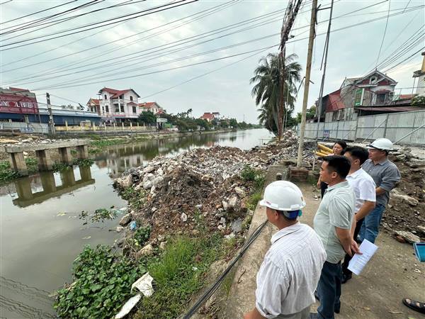 Phú Thái rà soát công trình cầu và dòng chảy trước bão số 3