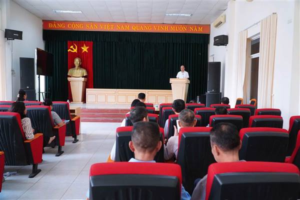 Sáng ngày 9/10, UBND xã Phú Thái tổ chức Hội nghị triển khai kế hoạch khám sàng lọc miễn phí cho người dân năm 2026. Đồng chí Phạm Tiến Nhuận - Phó Chủ tịch UBND xã chủ trì hội nghị.