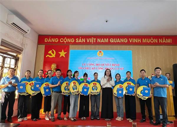 Công đoàn xã Phú Thái tổ chức Hội nghị công bố Quyết định thành lập Công đoàn cơ sở.