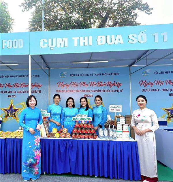 Chào mừng kỷ niệm 96 năm Ngày thành lập Hội Liên hiệp Phụ nữ Việt Nam (20/10/1930 – 20/10/2026) và 80 năm Ngày Chủ tịch Hồ Chí Minh lần đầu tiên về thăm Hải Phòng, Hội LHPN thành phố Hải Phòng đã tổ chức chương trình gặp mặt, giao lưu và trưng bày, giới thiệu các sản phẩm OCOP, sản phẩm tiêu biểu của phụ nữ theo các cụm thi đua.