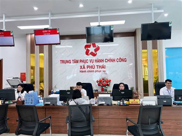 Xã Phú Thái đẩy mạnh cải cách hành chính, nâng cao chất lượng phục vụ Nhân dân trong xây dựng chính quyền địa phương hai cấp