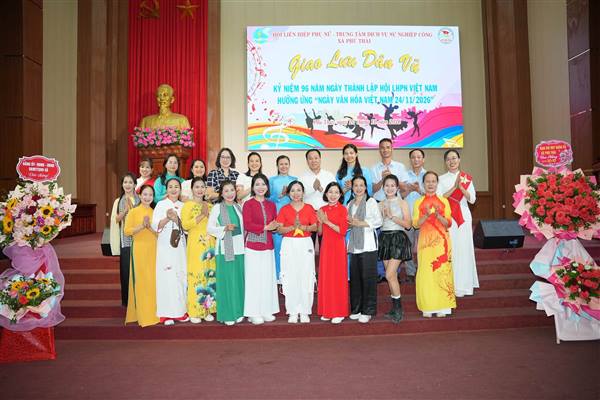 Chào mừng kỷ niệm 96 năm Ngày thành lập Hội Liên hiệp Phụ nữ Việt Nam 20/10/1930 – 20/10/2026 và hưởng ứng “Ngày Văn hóa Việt Nam 24/11”, Hội Liên hiệp Phụ nữ xã Phú Thái phối hợp với Trung tâm Dịch vụ sự nghiệp công xã tổ chức chương trình giao lưu dân vũ thể thao với không khí sôi nổi, vui tươi và đầy ý nghĩa.