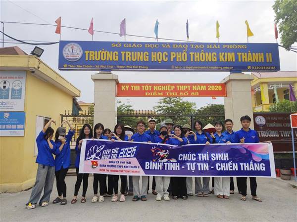 Đoàn Thanh niên xã Phú Thái đã triển khai đội hình tình nguyện “Tiếp sức mùa thi” tại các điểm thi với nhiều hoạt động thiết thực