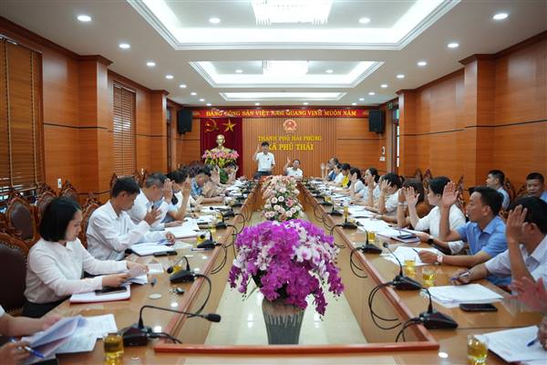 Hội đồng nhân dân xã Phú Thái khóa II, nhiệm kỳ 2026-2031 đã tổ chức Kỳ họp thứ 3 (Kỳ họp chuyên đề) để xem xét, quyết định các nội dung quan trọng thuộc thẩm quyền. 