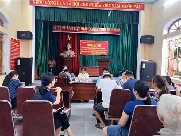 Hội đồng bồi thường, hỗ trợ tái định cư xã Phú Thái, tổ chức chi trả tiền hỗ trợ tài sản trên đất để giải phóng mặt bằng