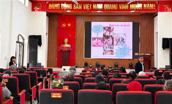 Hội nghị tập huấn tuyên truyền về điều kiện chăn nuôi cho cán bộ, trưởng các thôn và các hộ chăn nuôi trên địa bàn xã.