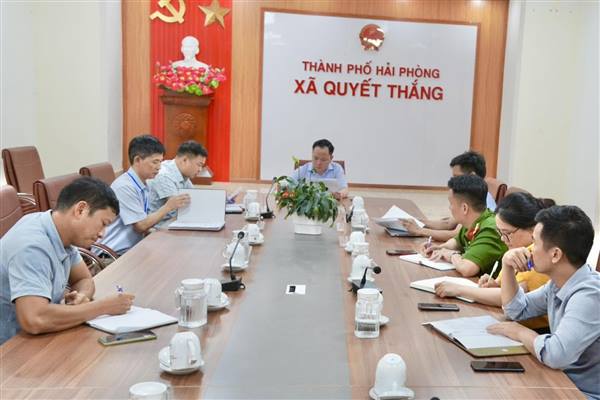 UBND xã Quyết Thắng họp nghe báo cáo tiến độ giải phóng mặt bằng Dự án Cụm Công nghiệp Tiên Cường III