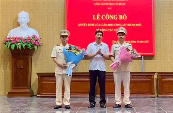 LỄ CÔNG BỐ QUYẾT ĐỊNH CỦA GIÁM ĐỐC CÔNG AN THÀNH PHỐ VỀ CÔNG TÁC CÁN BỘ