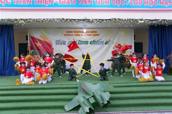 Trường Mầm non Tân Hưng tổ chức Hội thi “Ước mơ làm chiến sĩ” nhân Kỷ niệm 81 năm Ngày thành lập Quân đội Nhân dân Việt Nam 