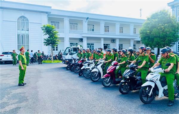 CÔNG AN PHƯỜNG TÂN HƯNG MỞ ĐỢT CAO ĐIỂM TẤN CÔNG, TRẤN ÁP TỘI PHẠM.
