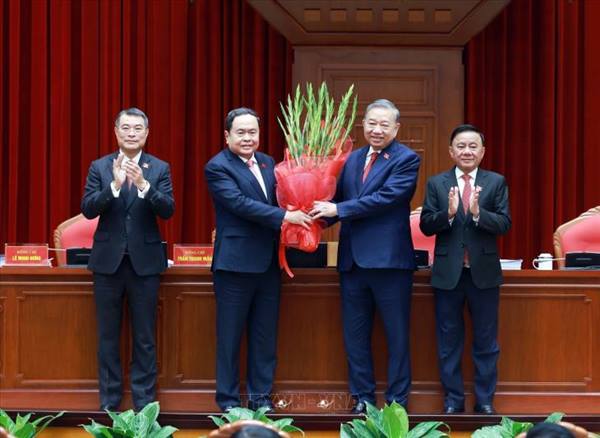 Đồng chí Tô Lâm được bầu giữ chức Tổng Bí thư Ban Chấp hành Trung ương Đảng khoá XIV