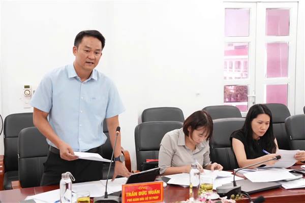  Đoàn kiểm tra công tác thi hành pháp luật về xử lý vi phạm hành chính thành phố làm việc với phường Tân Hưng