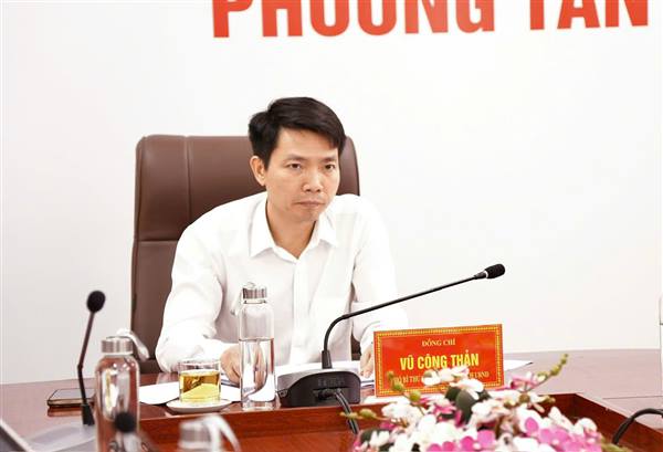 Chủ tịch UBND phường Tân Hưng tiếp công dân định kỳ tháng 10